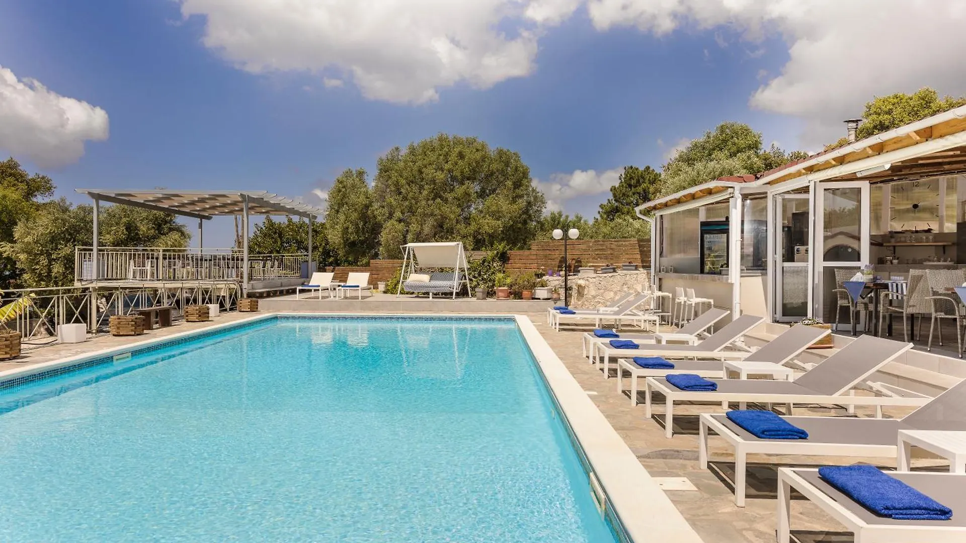 Panorama Fanari Studios And Apartments Argostoli  Greece
